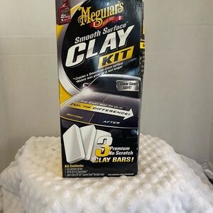 Meguiar's Smooth Surface Clay Kit With Detailer And Microfiber
Towel 1 NWOT